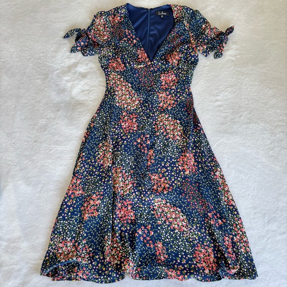 Lulus Austyn Navy Blue Floral Print Tie Sleeve Midi Dress • Size XS - Picture 2 of 14